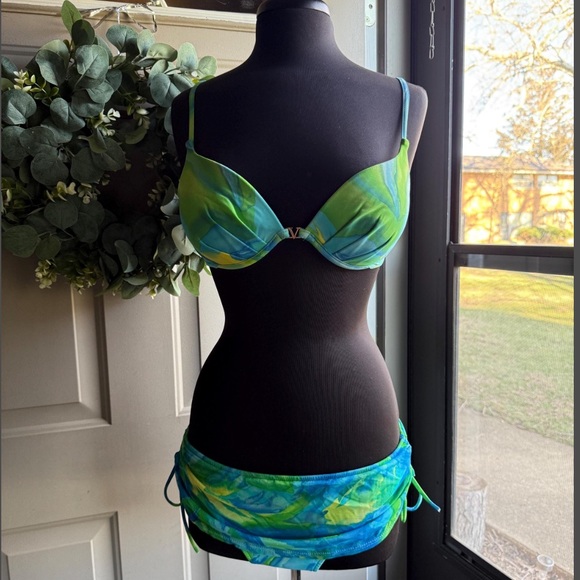 Vintage Other - Vintage 90s Venus lagoon padded underwire mesh skirted bikini, size 12 C
